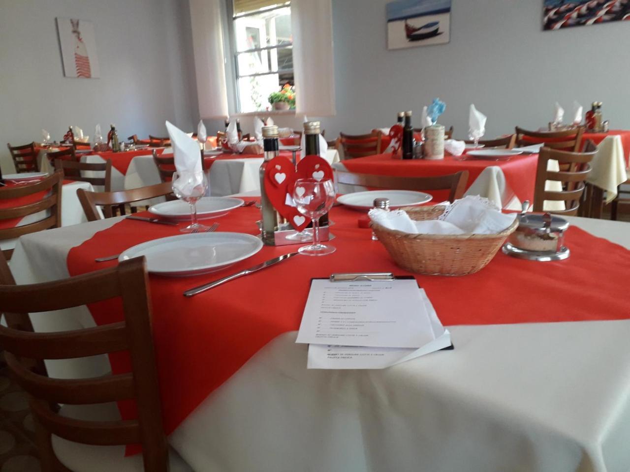 Hotel Lora Rimini Eksteriør bilde